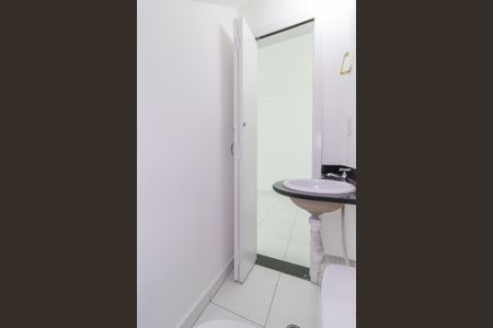 Casa de condomínio para alugar com 129m², 3 quartos e 3 vagasLavabo