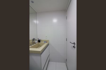 Apartamento à venda com 56m², 2 quartos e 1 vagaBanheiro Social
