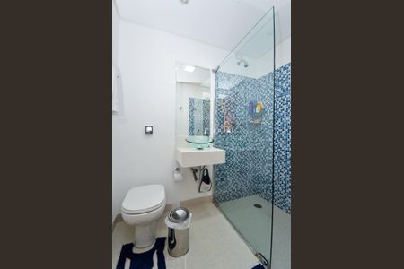 Apartamento à venda com 200m², 3 quartos e 4 vagasBanheiro da Suíte 1