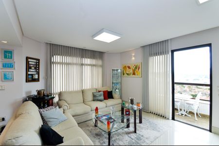 Apartamento à venda com 200m², 3 quartos e 4 vagasSala