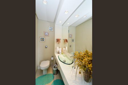 Apartamento à venda com 200m², 3 quartos e 4 vagasLavabo