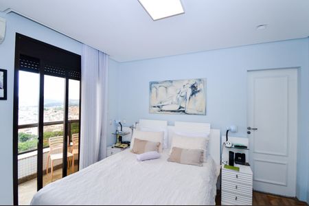 Apartamento à venda com 200m², 3 quartos e 4 vagasSuíte 3