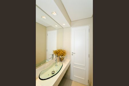 Apartamento à venda com 200m², 3 quartos e 4 vagasLavabo