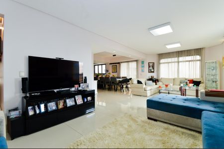 Sala de apartamento à venda com 3 quartos, 200m² em Vila Rosalia, Guarulhos