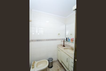 Apartamento à venda com 200m², 3 quartos e 4 vagasBanheiro da Suíte 2