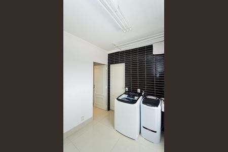 Apartamento à venda com 200m², 3 quartos e 4 vagasÁrea de Serviço