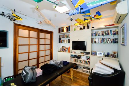 Apartamento à venda com 200m², 3 quartos e 4 vagasSuíte 1