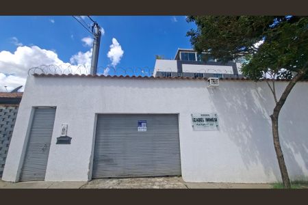 Apartamento para alugar com 58m², 2 quartos e 1 vagafachada / placa: fesw 75