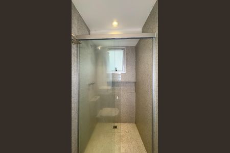 Apartamento à venda com 78m², 2 quartos e 2 vagasBanheiro da Suíte