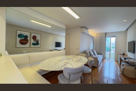 Sala de apartamento à venda com 2 quartos, 78m² em Brooklin Novo, São Paulo
