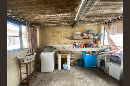 Casa à venda com 118m², 2 quartos e 5 vagasÁrea de Serviço