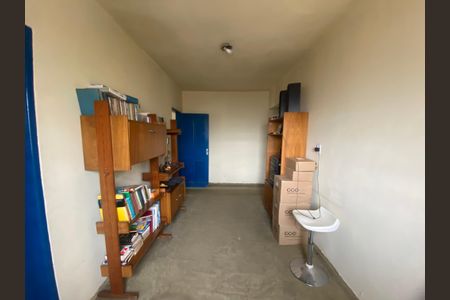 Casa à venda com 118m², 2 quartos e 5 vagasEscritório