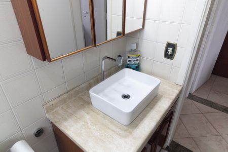 Apartamento à venda com 53m², 2 quartos e 1 vagaBanheiro 