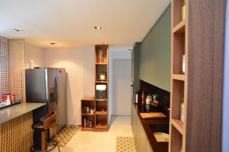 Apartamento à venda com 139m², 3 quartos e 2 vagas Apartamento à venda com 139m², 3 quartos e 2 vagasCozinha