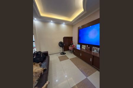 Sala de casa à venda com 3 quartos, 200m² em Parque Sao Luis, São Paulo