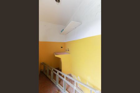 Casa à venda com 160m², 3 quartos e 1 vagaÁrea de serviço 2