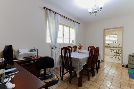 Casa à venda com 160m², 3 quartos e 1 vagaCopa
