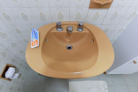 Casa à venda com 160m², 3 quartos e 1 vagaBanheiro