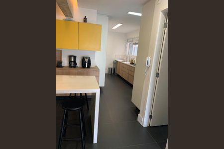 Apartamento à venda com 140m², 3 quartos e 3 vagasFoto 04
