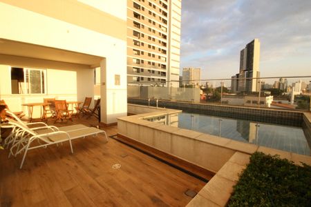 Apartamento à venda com 37m², 1 quarto e 1 vagaÁrea comum - Piscina