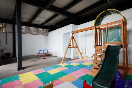 Apartamento para alugar com 42m², 2 quartos e 1 vagaÁrea comum - Playground