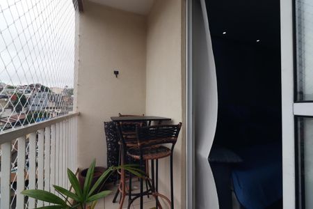 Sacada da Sala de apartamento para alugar com 2 quartos, 54m² em Vila Pierina, São Paulo