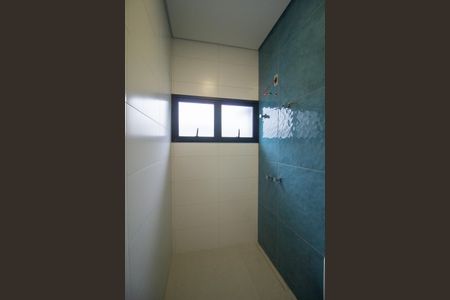 Casa de condomínio para alugar com 170m², 3 quartos e 2 vagas Casa de condomínio para alugar com 170m², 3 quartos e 2 vagasBanheiro da Suíte 2