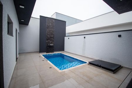 Casa de condomínio para alugar com 170m², 3 quartos e 2 vagas Casa de condomínio para alugar com 170m², 3 quartos e 2 vagasArea Externa