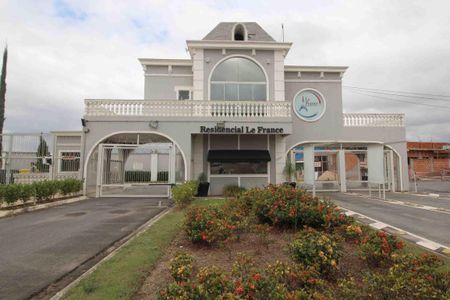 Casa de condomínio para alugar com 170m², 3 quartos e 2 vagasFachada 