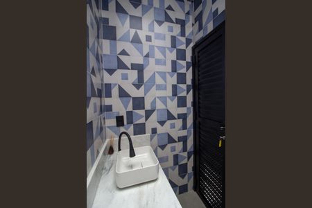 Casa de condomínio para alugar com 170m², 3 quartos e 2 vagas Casa de condomínio para alugar com 170m², 3 quartos e 2 vagasBanheiro Externo