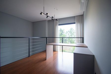 Casa de condomínio para alugar com 170m², 3 quartos e 2 vagas Casa de condomínio para alugar com 170m², 3 quartos e 2 vagasMezanino/ Escritório