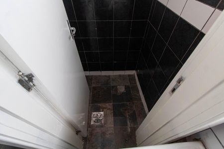 Apartamento para alugar com 70m², 3 quartos e 1 vagaBANHEIRO DA ÁREA DE SERVIÇO