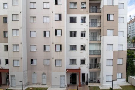 Vista Sala  de apartamento para alugar com 2 quartos, 42m² em Parque Reboucas, São Paulo