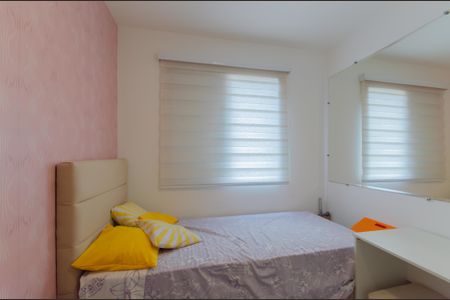 Quarto 1 de apartamento para alugar com 2 quartos, 55m² em Vila Monumento, São Paulo