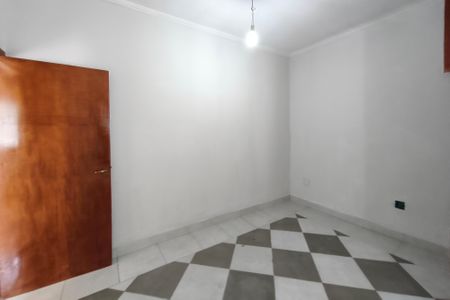 Casa para alugar com 100m², 2 quartos e 2 vagasQuarto Suíte