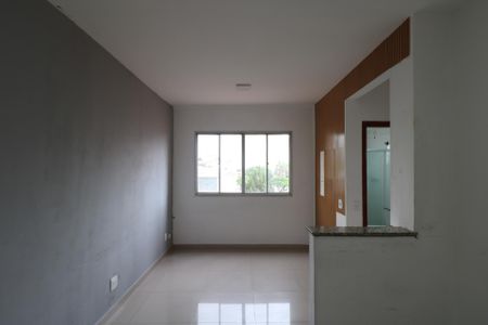 Sala de apartamento para alugar com 2 quartos, 57m² em 7 de Setembro, Diadema