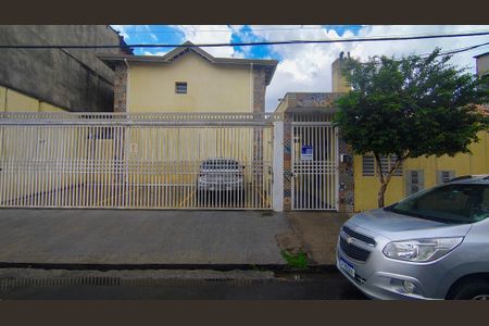 Casa de condomínio à venda com 63m², 2 quartos e 1 vagaFachada