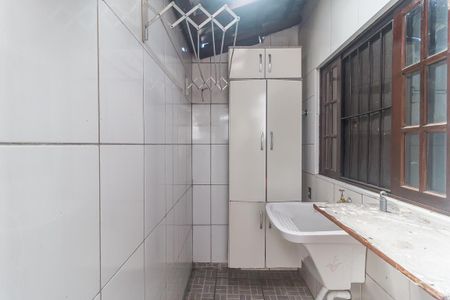 Casa de condomínio para alugar com 64m², 2 quartos e 1 vagaÁrea de Serviço