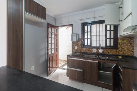 Casa de condomínio para alugar com 64m², 2 quartos e 1 vagaCozinha