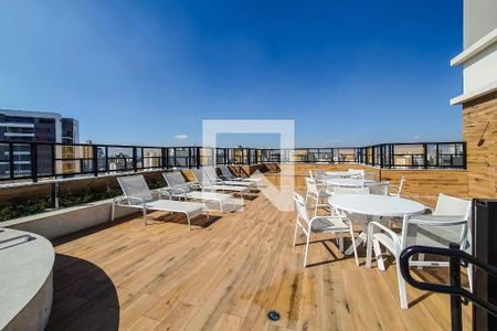 Studio para alugar com 35m², 1 quarto e sem vagaPiscina