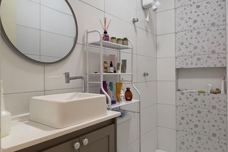 Casa de condomínio para alugar com 68m², 2 quartos e 2 vagasBanheiro