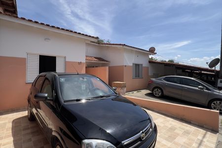 Casa de condomínio para alugar com 68m², 2 quartos e 2 vagasFachada