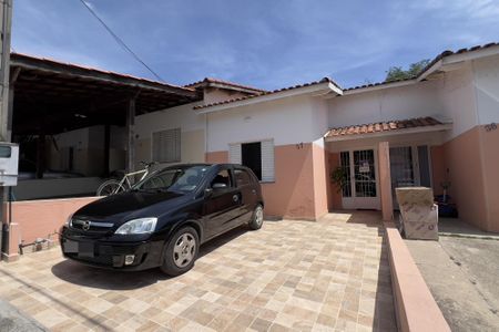 Casa de condomínio para alugar com 68m², 2 quartos e 2 vagasFachada