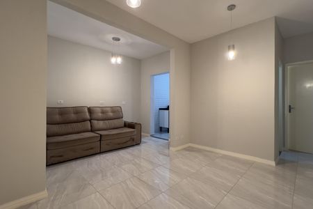 Casa de condomínio para alugar com 68m², 2 quartos e 2 vagasSala