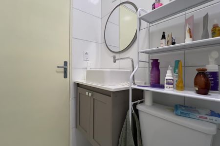 Casa de condomínio para alugar com 68m², 2 quartos e 2 vagasBanheiro