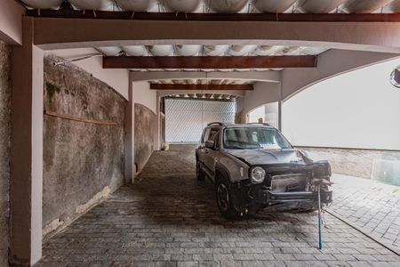 Casa à venda com 170m², 3 quartos e 4 vagas Casa à venda com 170m², 3 quartos e 4 vagasGaragem