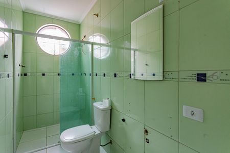 Casa à venda com 170m², 3 quartos e 4 vagas Casa à venda com 170m², 3 quartos e 4 vagasBanheiro Social