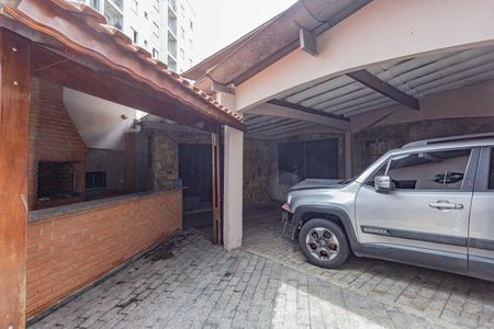 Casa à venda com 170m², 3 quartos e 4 vagas Casa à venda com 170m², 3 quartos e 4 vagasÁrea gourmet/Garagem