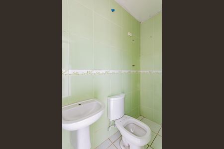 Casa à venda com 170m², 3 quartos e 4 vagas Casa à venda com 170m², 3 quartos e 4 vagasBanheiro de serviço