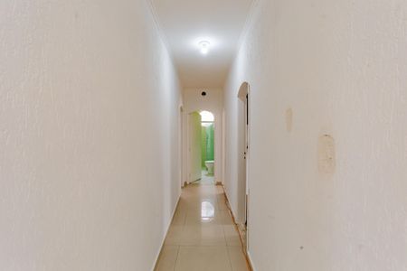 Casa à venda com 170m², 3 quartos e 4 vagas Casa à venda com 170m², 3 quartos e 4 vagasCorredor